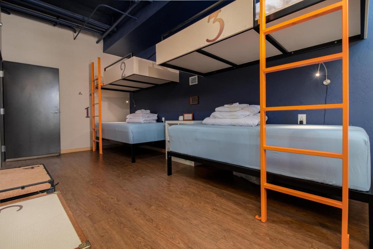 The Bunkhouse Hostel Minturn ภายนอก รูปภาพ